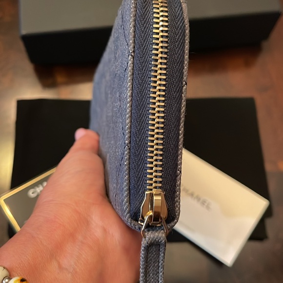 Chanel Limited Edition Denim Lucky Charms Wallet - Picture 11 of 13